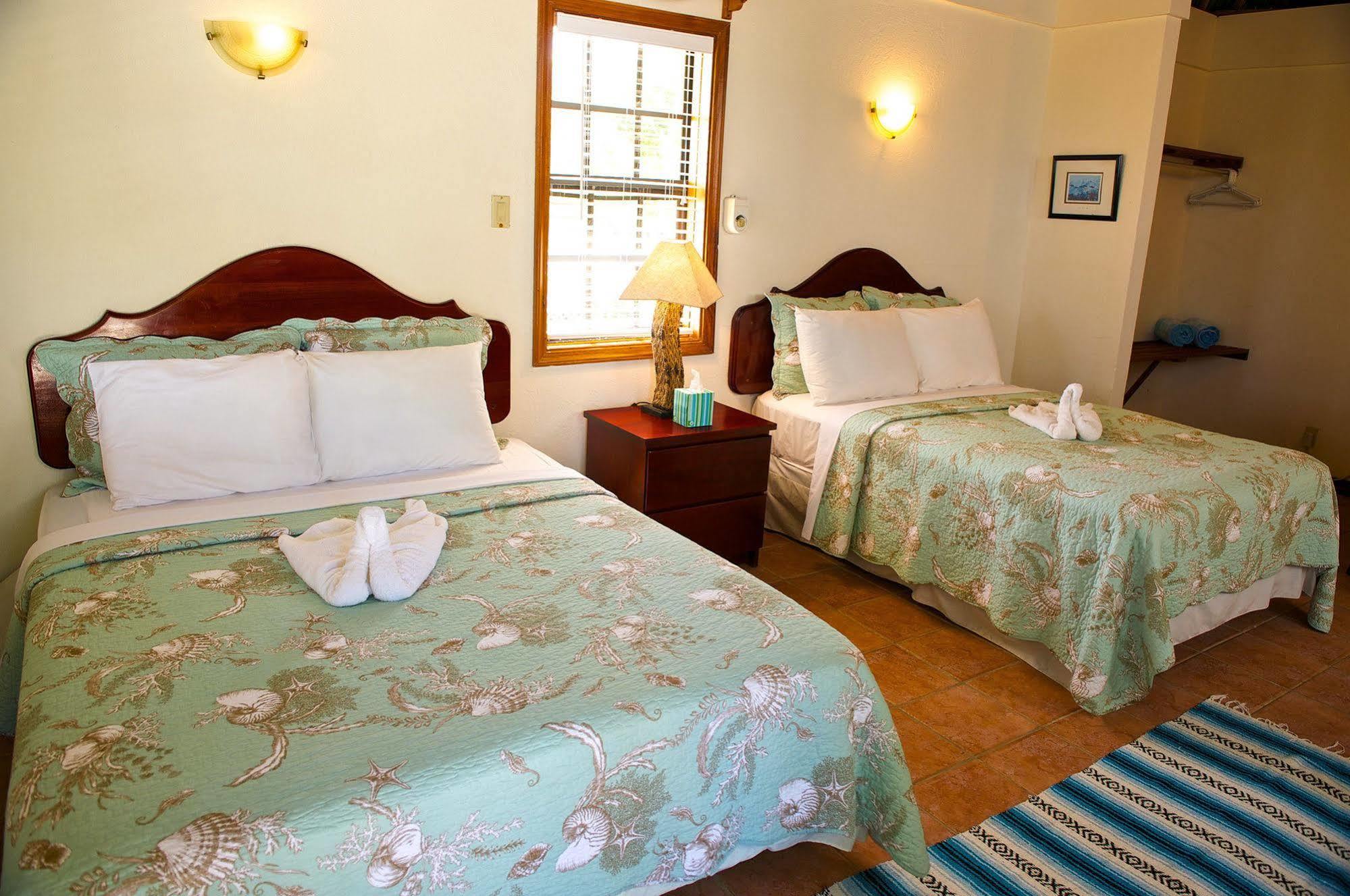 Blackbird Caye Resort Turneffe Atoll Екстер'єр фото